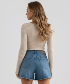 Elegancka Bluzka 'Vera' z Dekoltem V - Klasyczny Krój